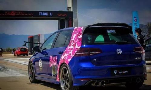 国产大众女浴室洗澡视频,真实生活场景下的温馨瞬间